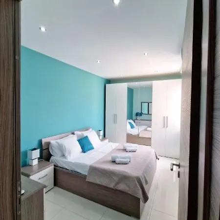 בית הארחה Your Oasis In St Julian Close To The Sea