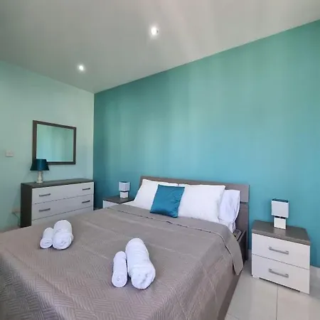 Your Oasis In St Julian Close To The Sea 斯利马